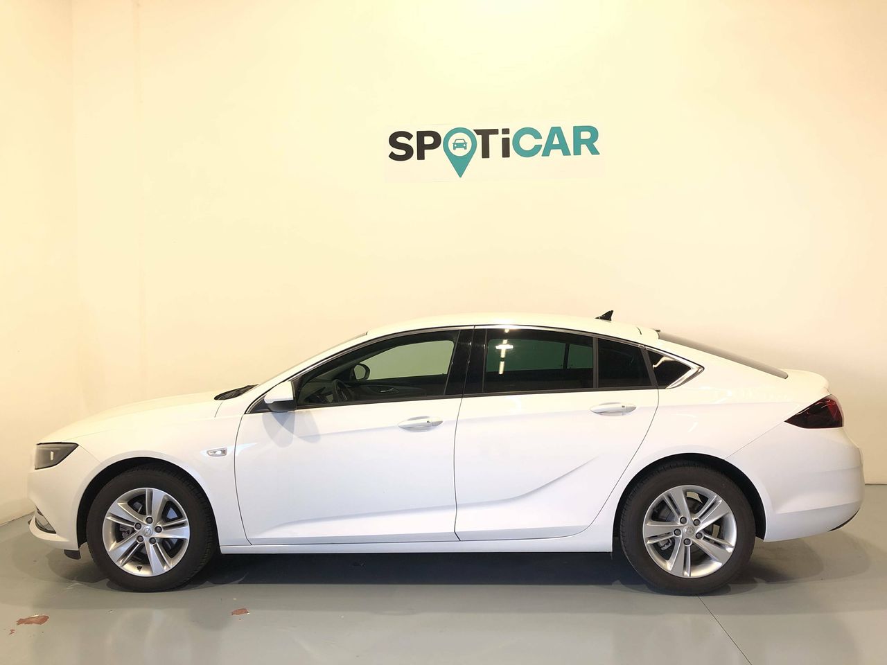 Opel Insignia GS 1.6 CDTi 100kW Turbo D Selective - foto 17