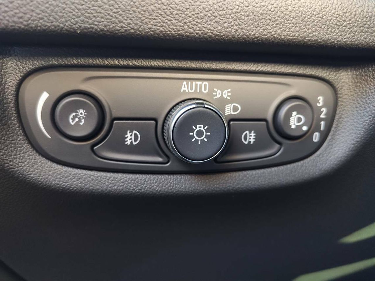 Opel Insignia GS 1.6 CDTi 100kW Turbo D Selective - foto 12