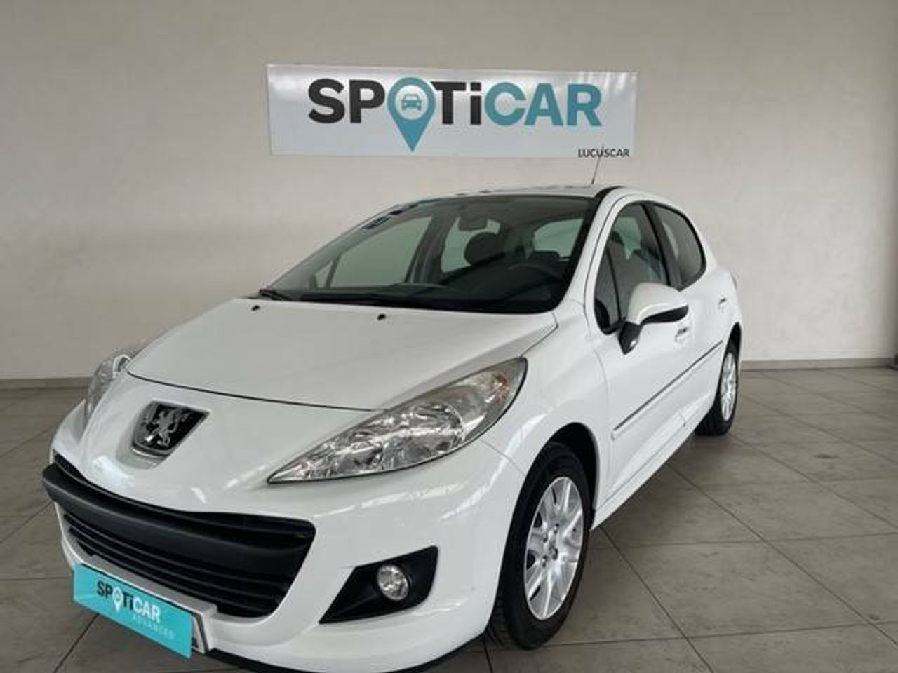 Foto peugeot 207 + 2013 /