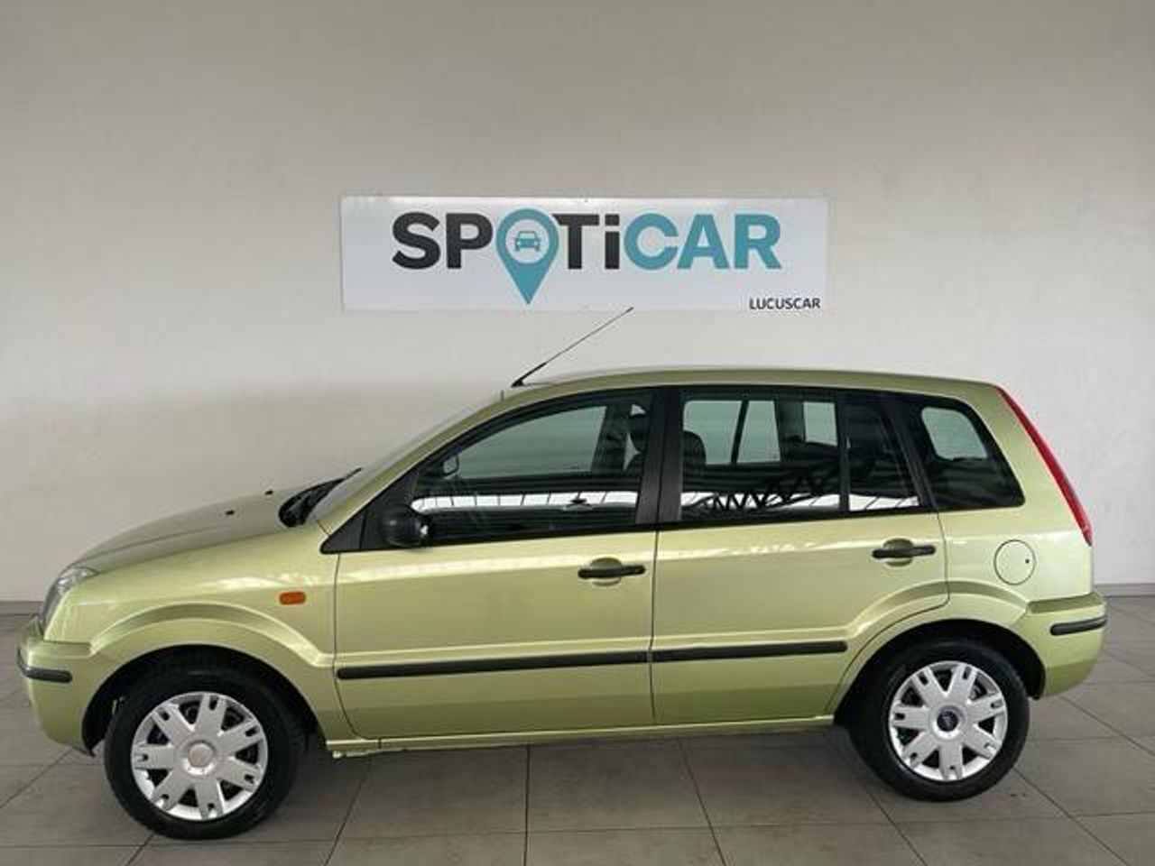 ford fusion 2005 / foto grande (2)
