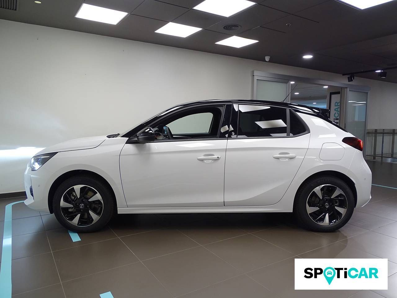 Opel Corsa 50kWh GS - foto 29