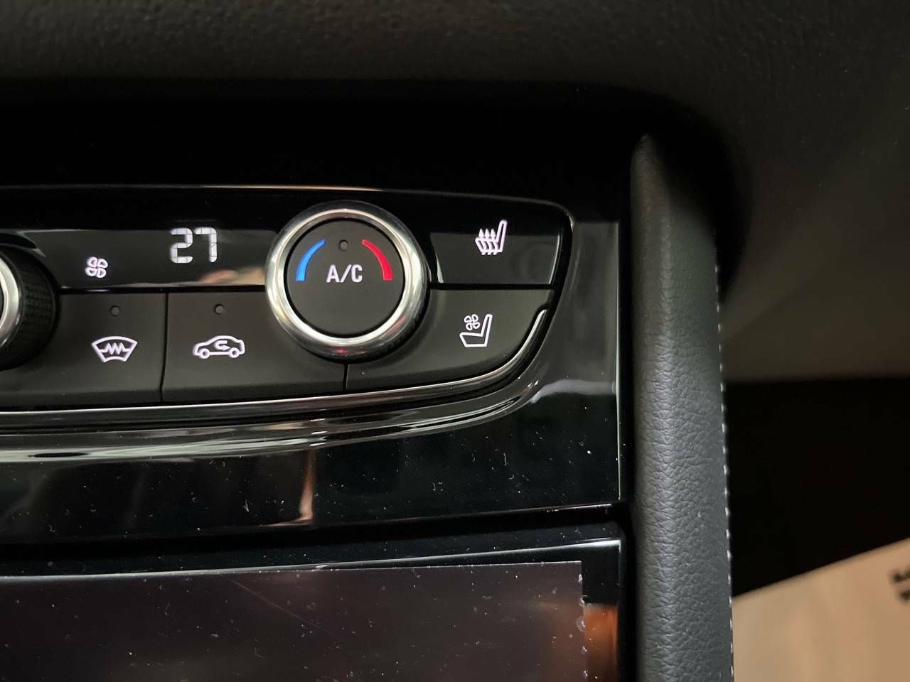 Opel Grandland 1.2 Turbo Ultimate - foto 29