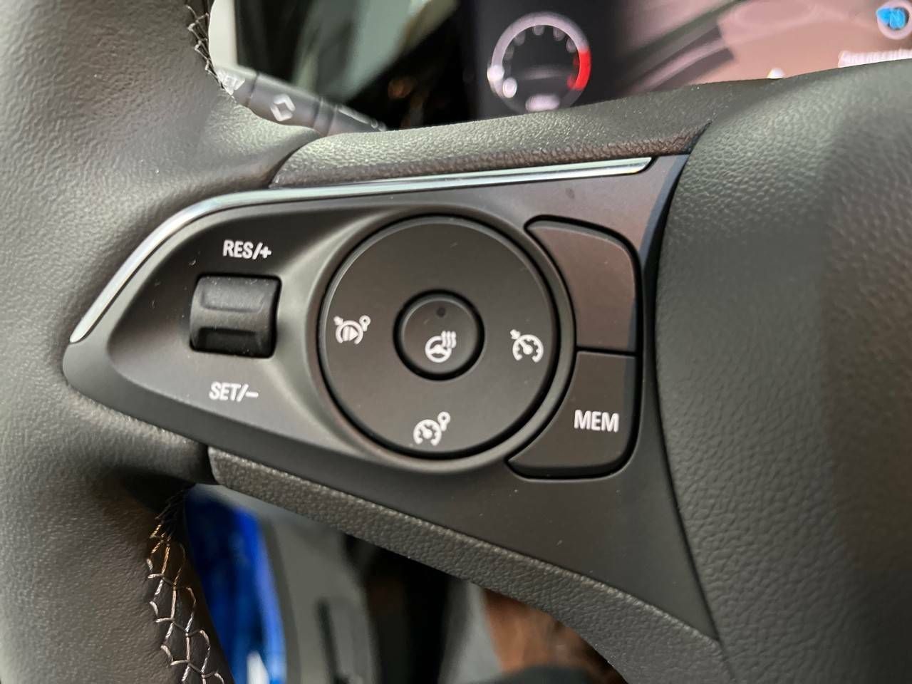 Opel Grandland 1.2 Turbo Ultimate - foto 23