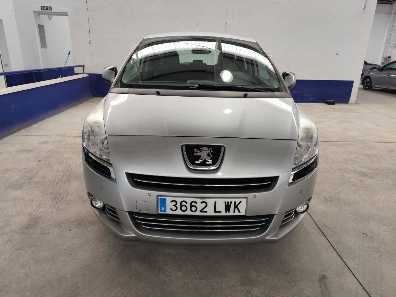 Peugeot 5008 con 5 puertas  de segunda mano - peugeot 5008 2013 /