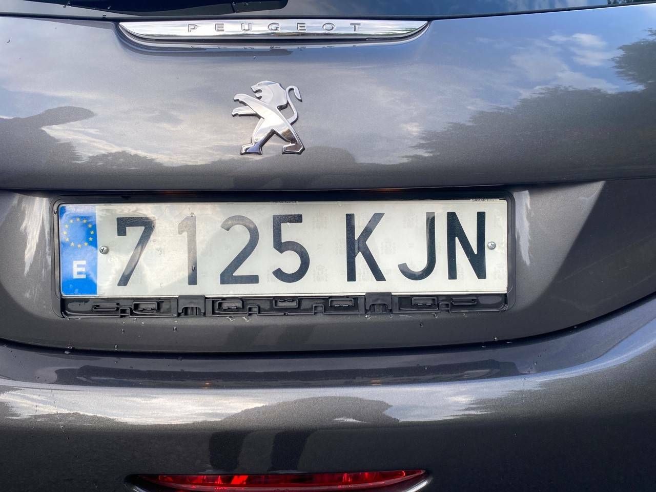bg