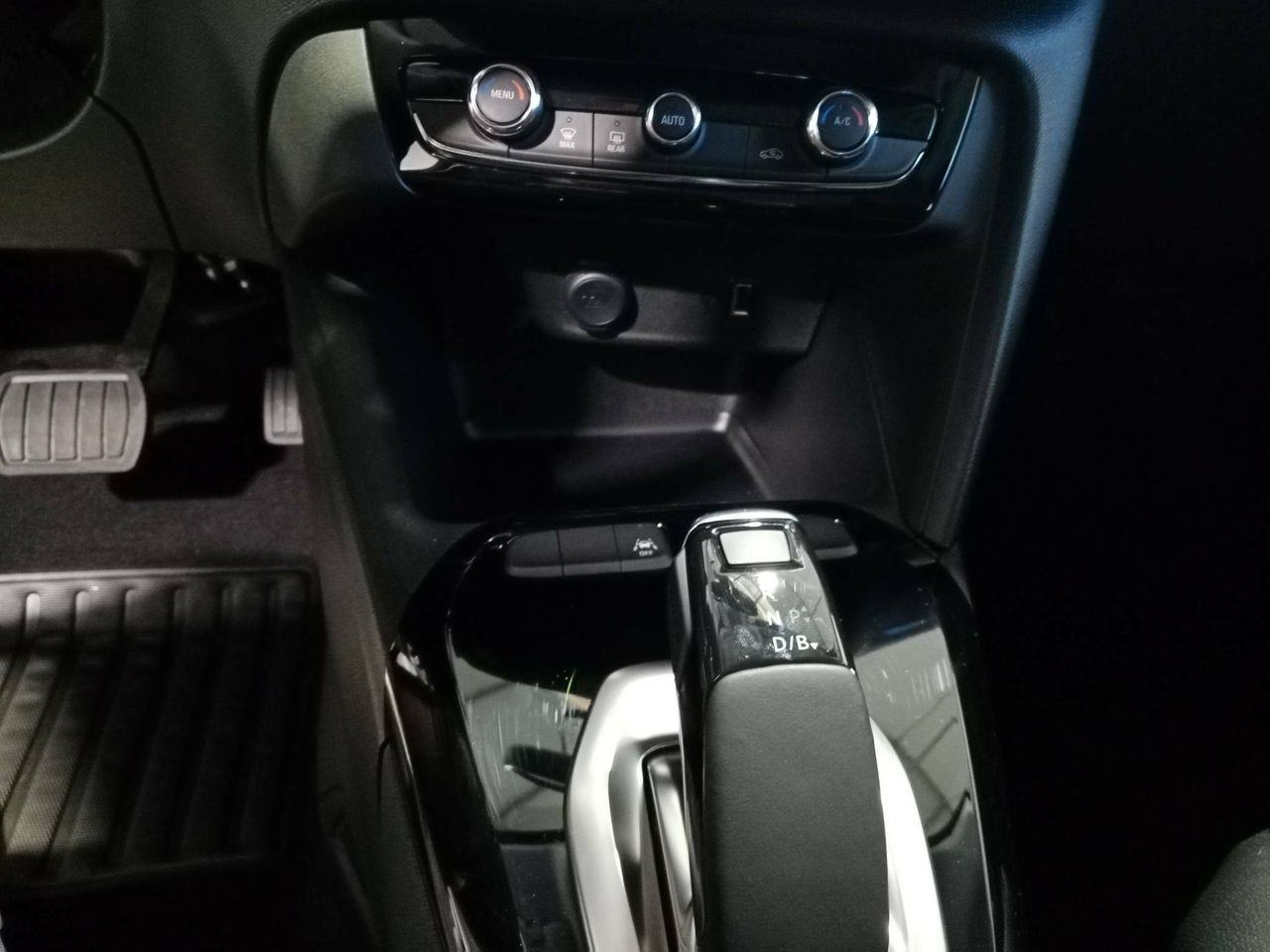 Opel Corsa 50kWh Elegance-e - foto 16