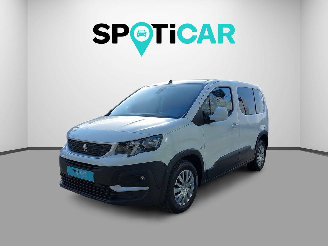Jeep compass con interiores en buen estado  de segunda mano - peugeot rifter 2021 /