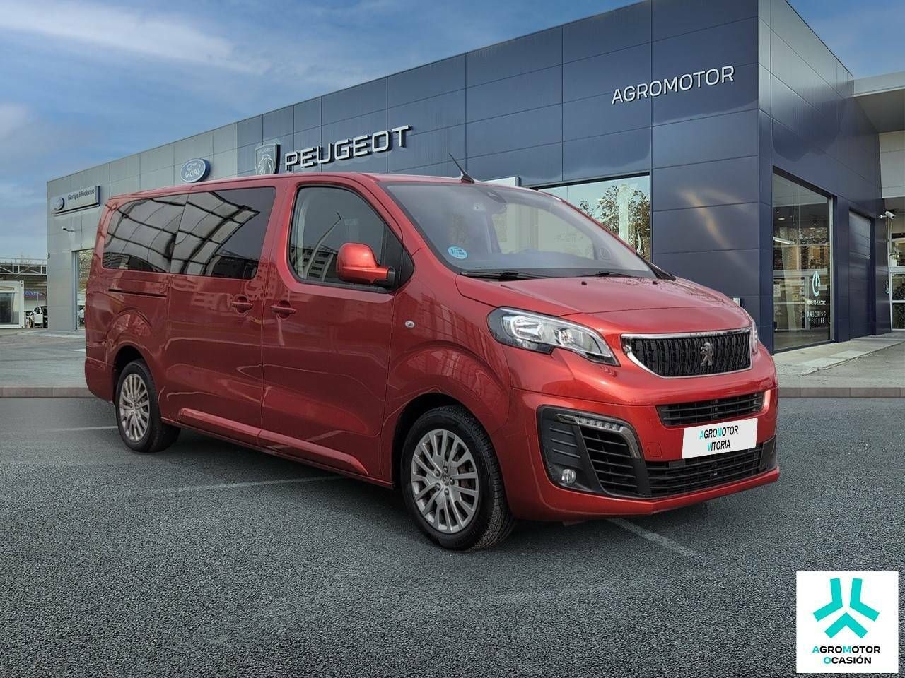 peugeot traveller 2021 / foto grande (3)