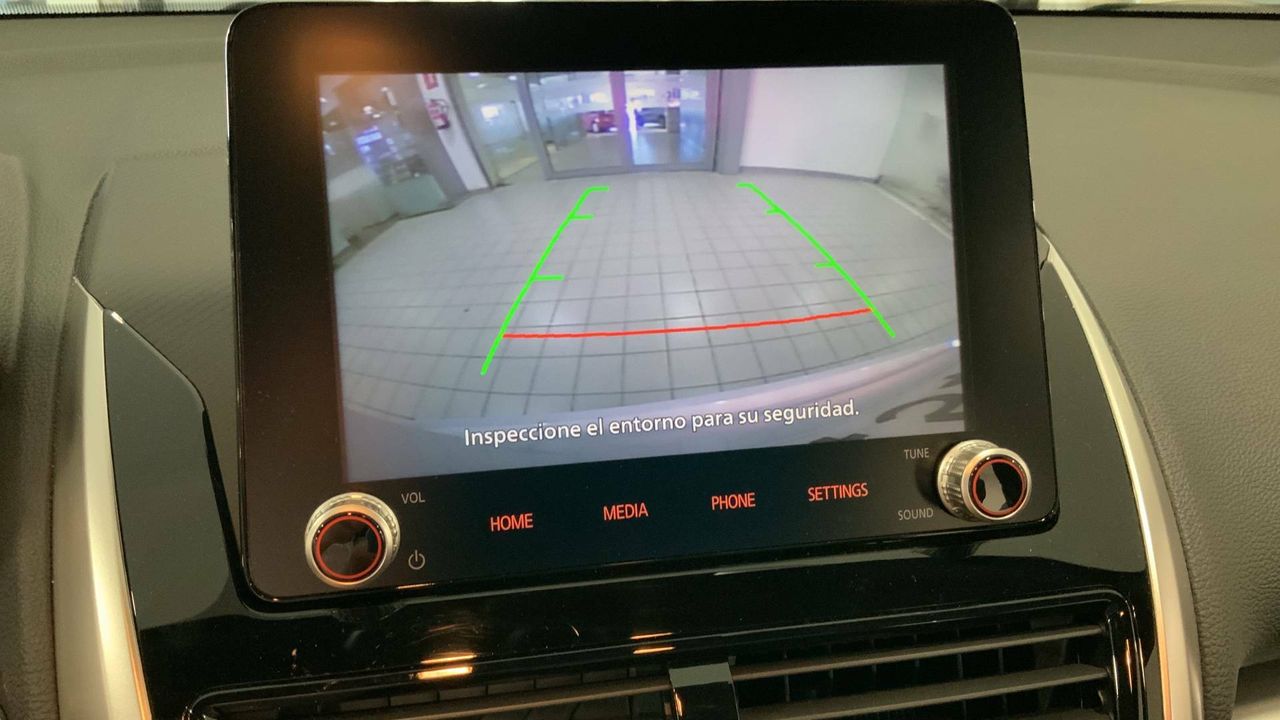 Mitsubishi Eclipse Cross 2.4 PHEV  Auto 4WD Kaiteki - foto 21