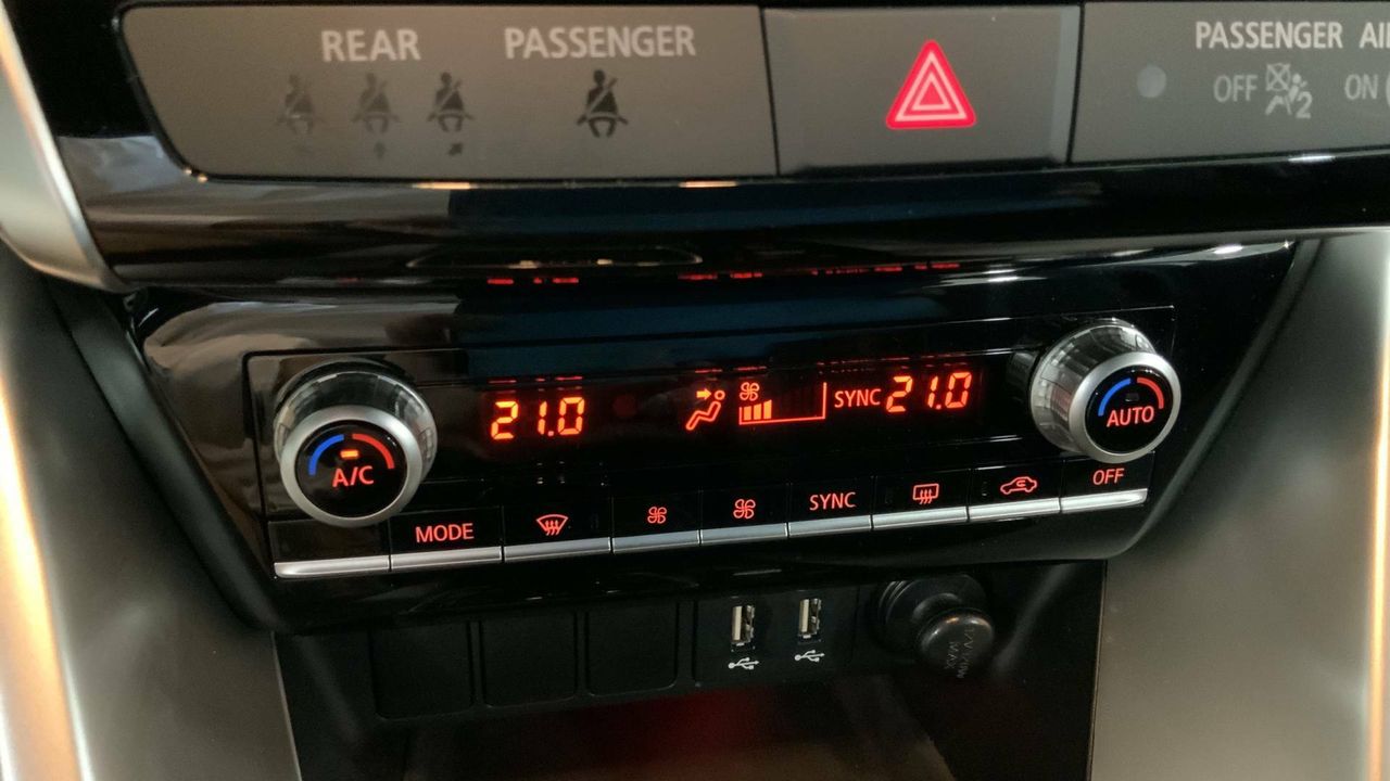 Mitsubishi Eclipse Cross 2.4 PHEV  Auto 4WD Kaiteki - foto 17