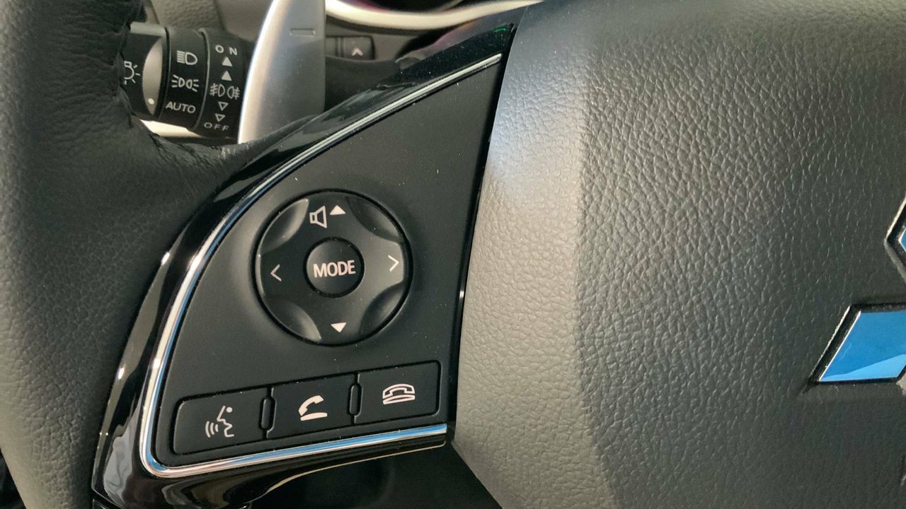 Mitsubishi Eclipse Cross 2.4 PHEV  Auto 4WD Kaiteki - foto 23