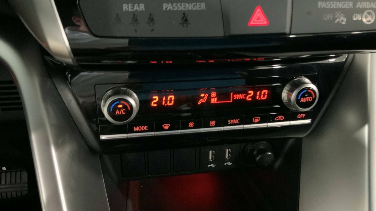 Mitsubishi Eclipse Cross 2.4 PHEV  Auto 4WD Kaiteki - foto 17