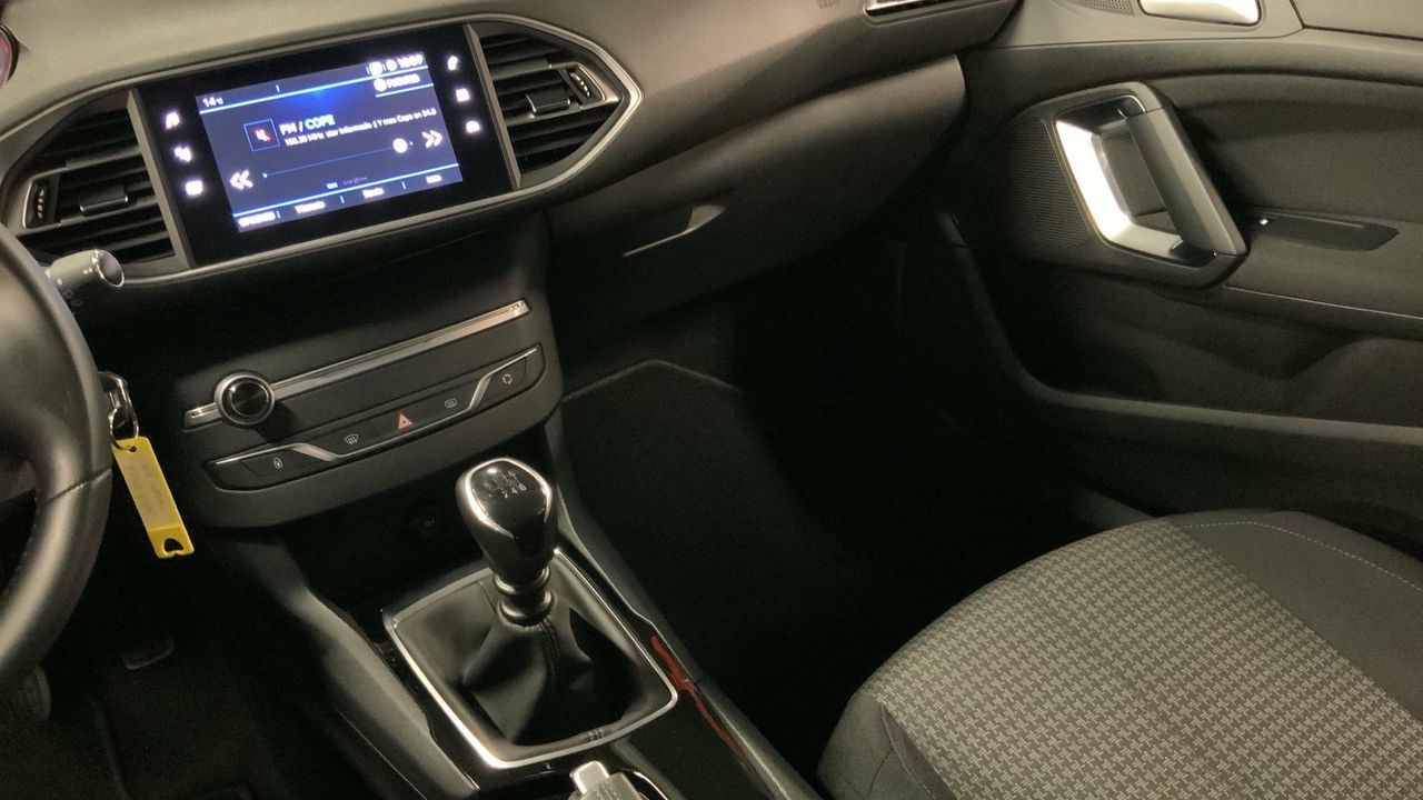 Peugeot 308 5p  BlueHDi 130 S&S Style - foto 13