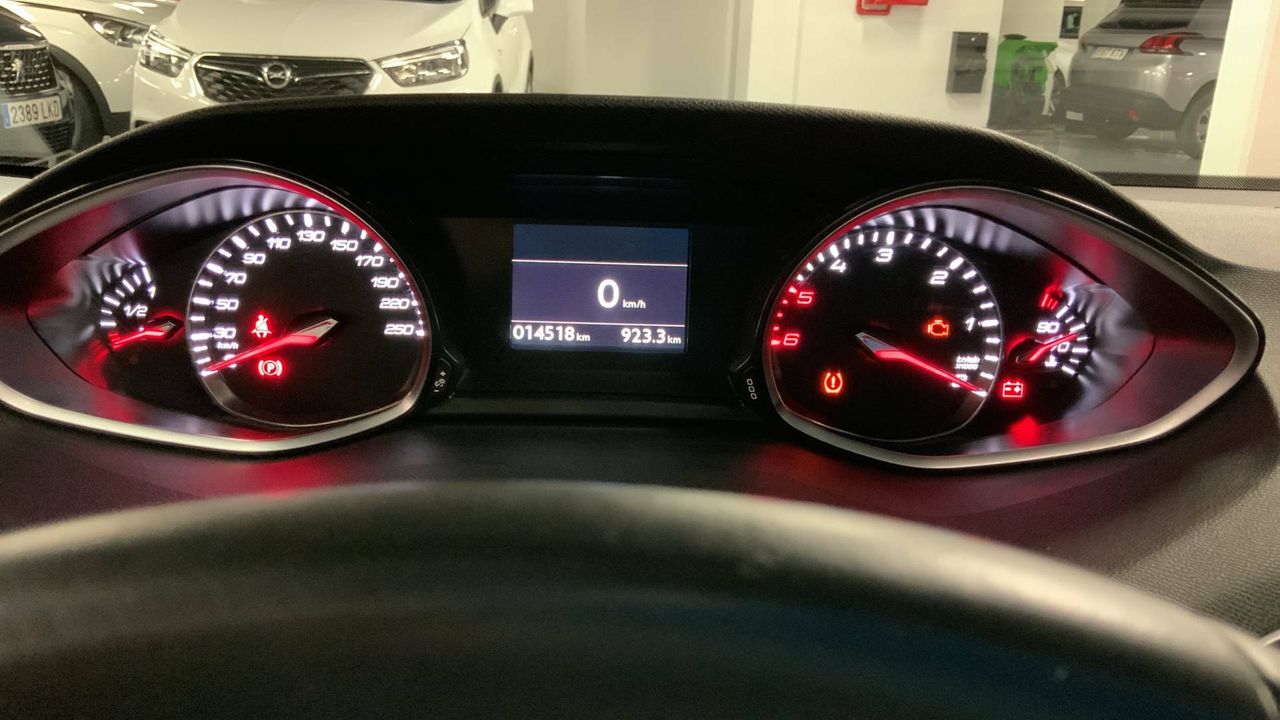 Peugeot 308 5p  BlueHDi 130 S&S Style - foto 22