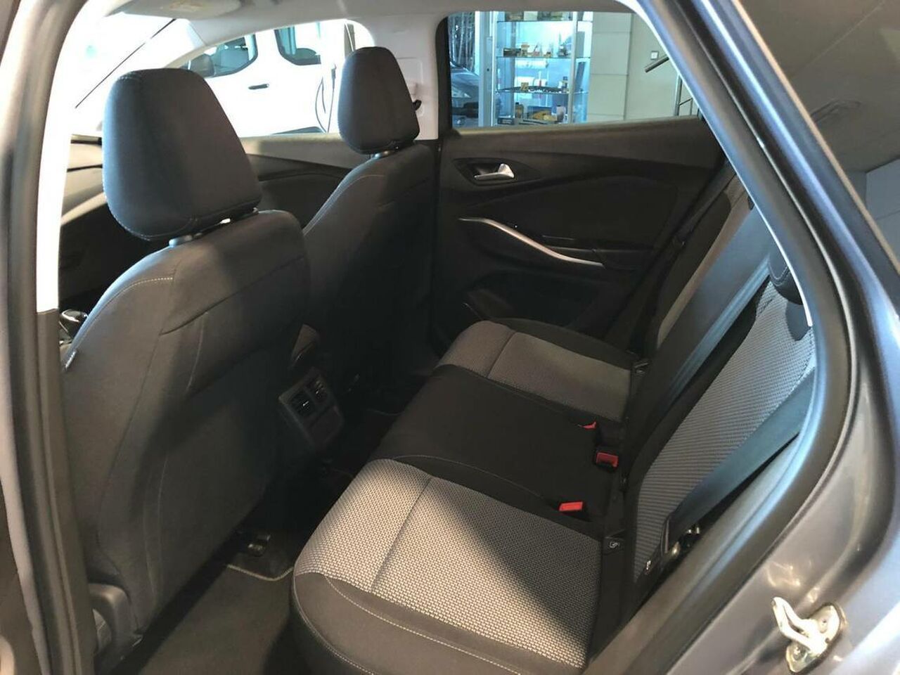 Opel Grandland X 1.5 CDTi Selective - foto 5