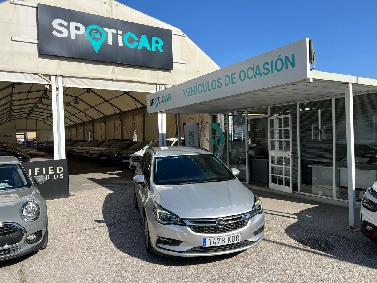 opel astra 2017 /