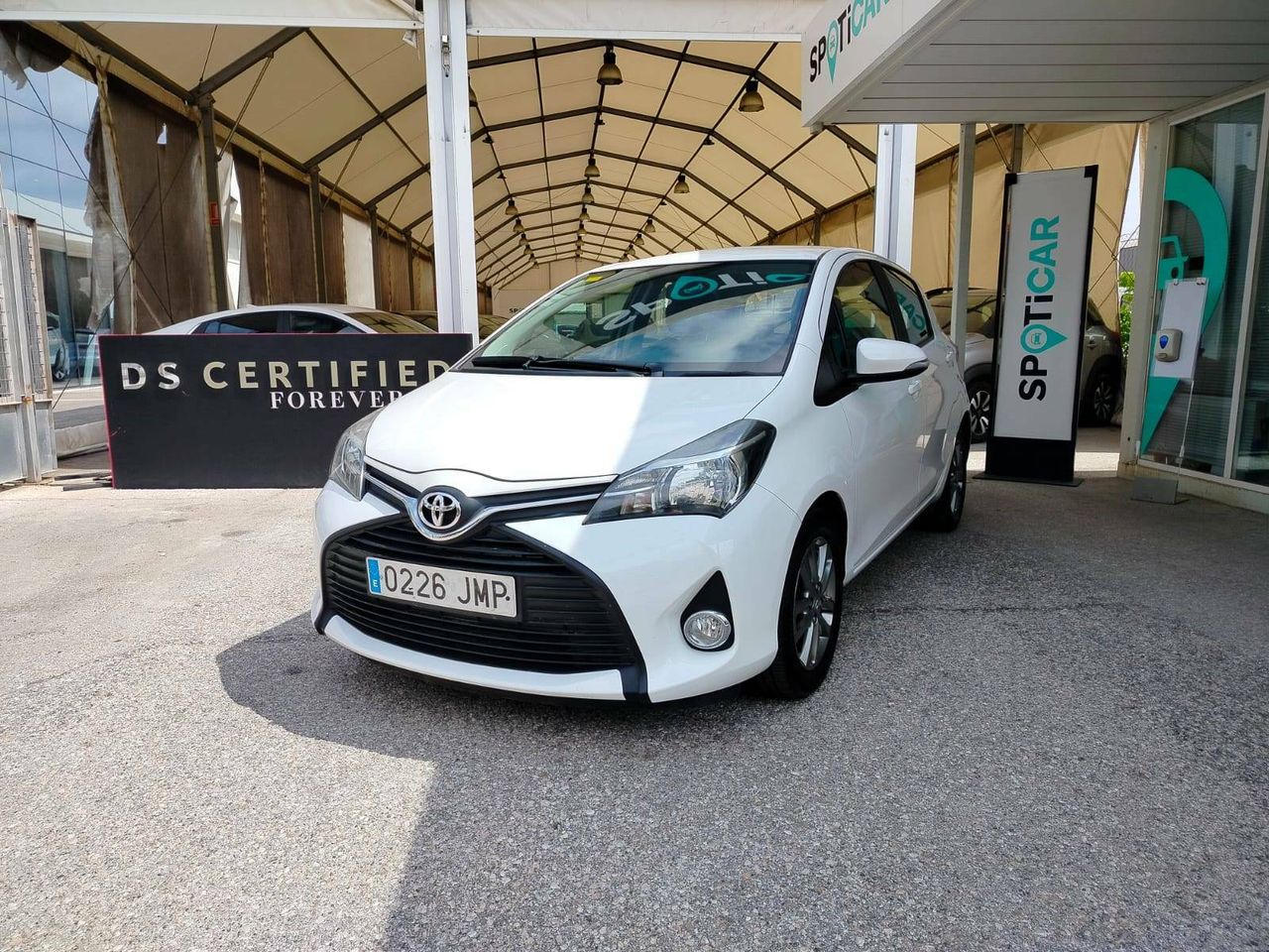 foto de toyota yaris 2016 de segunda mano