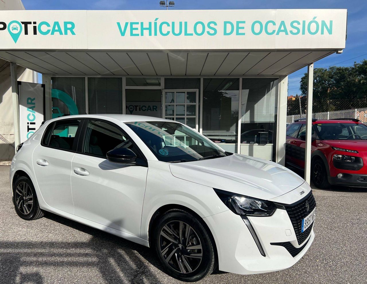 peugeot 208 2023 / foto grande (3)