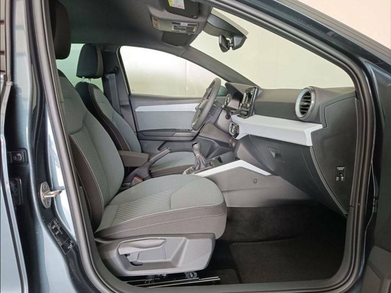 seat ibiza 2024 / foto grande (3)