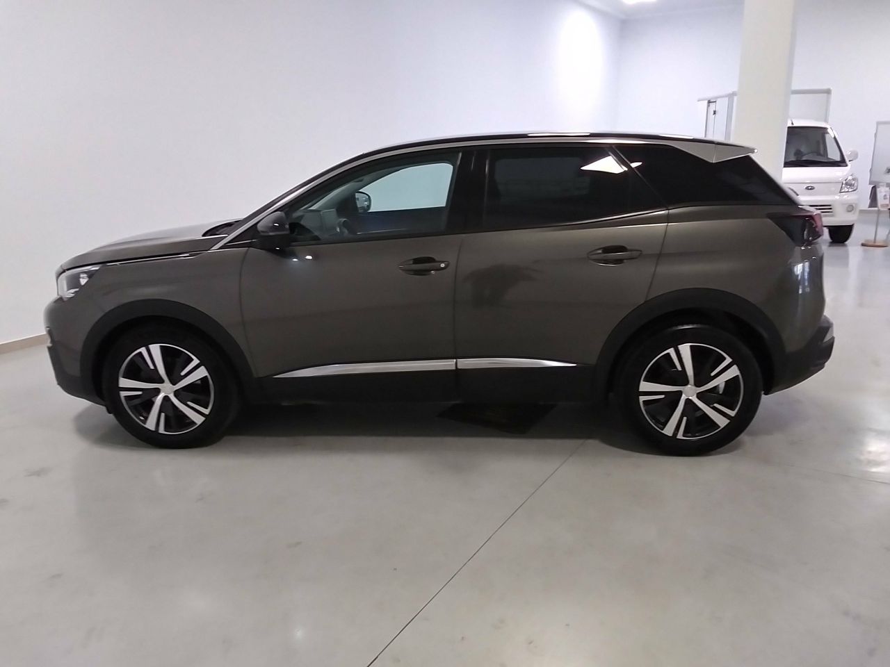 Peugeot 3008 1.6BLUEHDI 88KW (120CV)  S&S Allure - foto 5