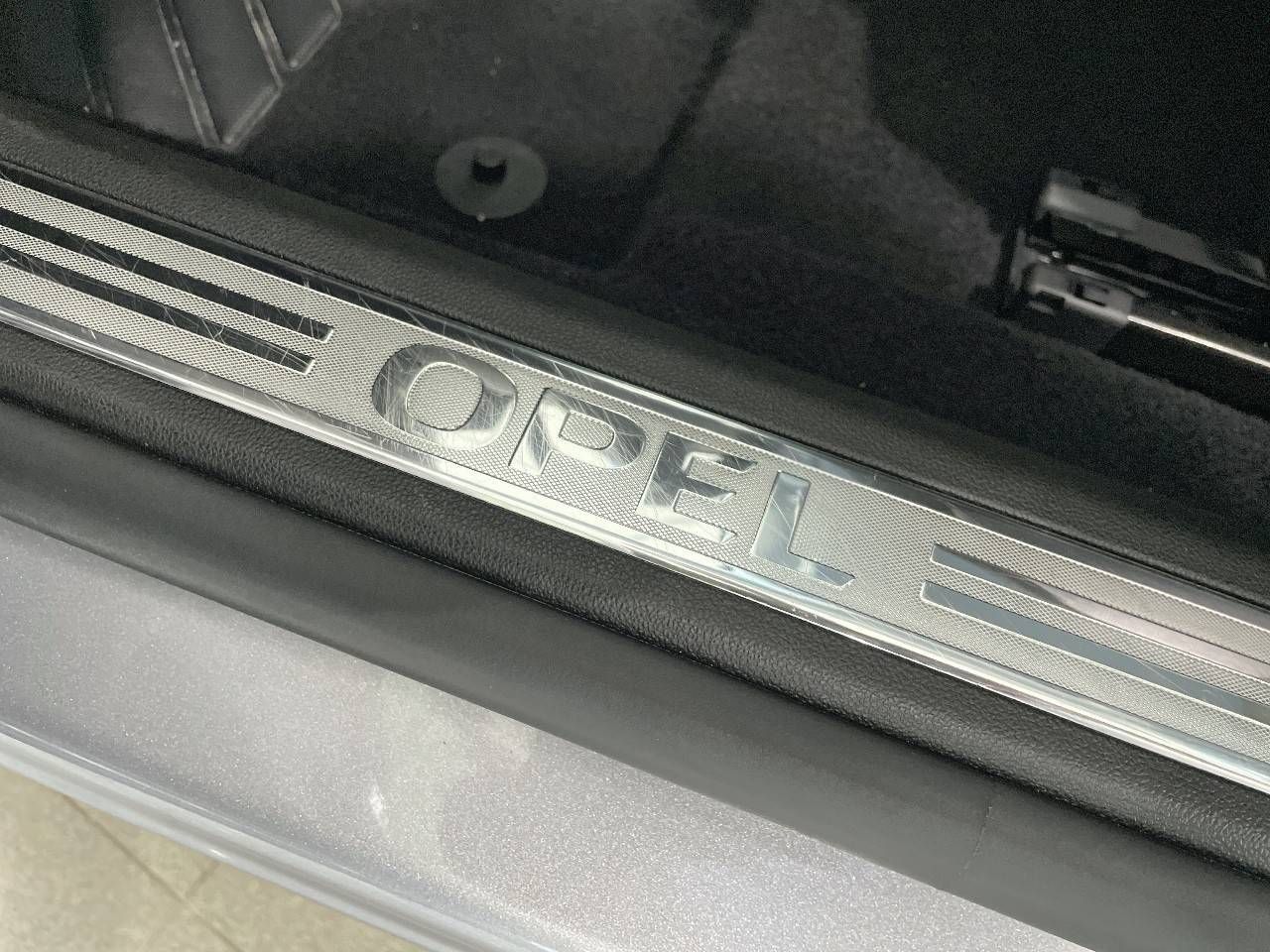 Opel Grandland 1.5 CDTi  Auto GS Line - foto 17