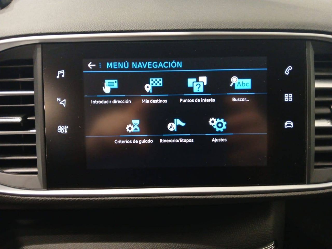 Peugeot 308 SW  1.5 BlueHDi 96KW (130CV) Style - foto 18