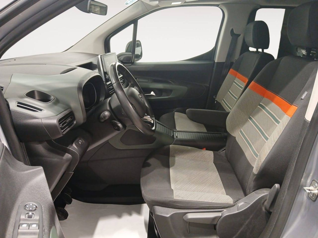 Citroën Berlingo Talla XL BlueHDi 130 S&S 6v Shine - foto 9