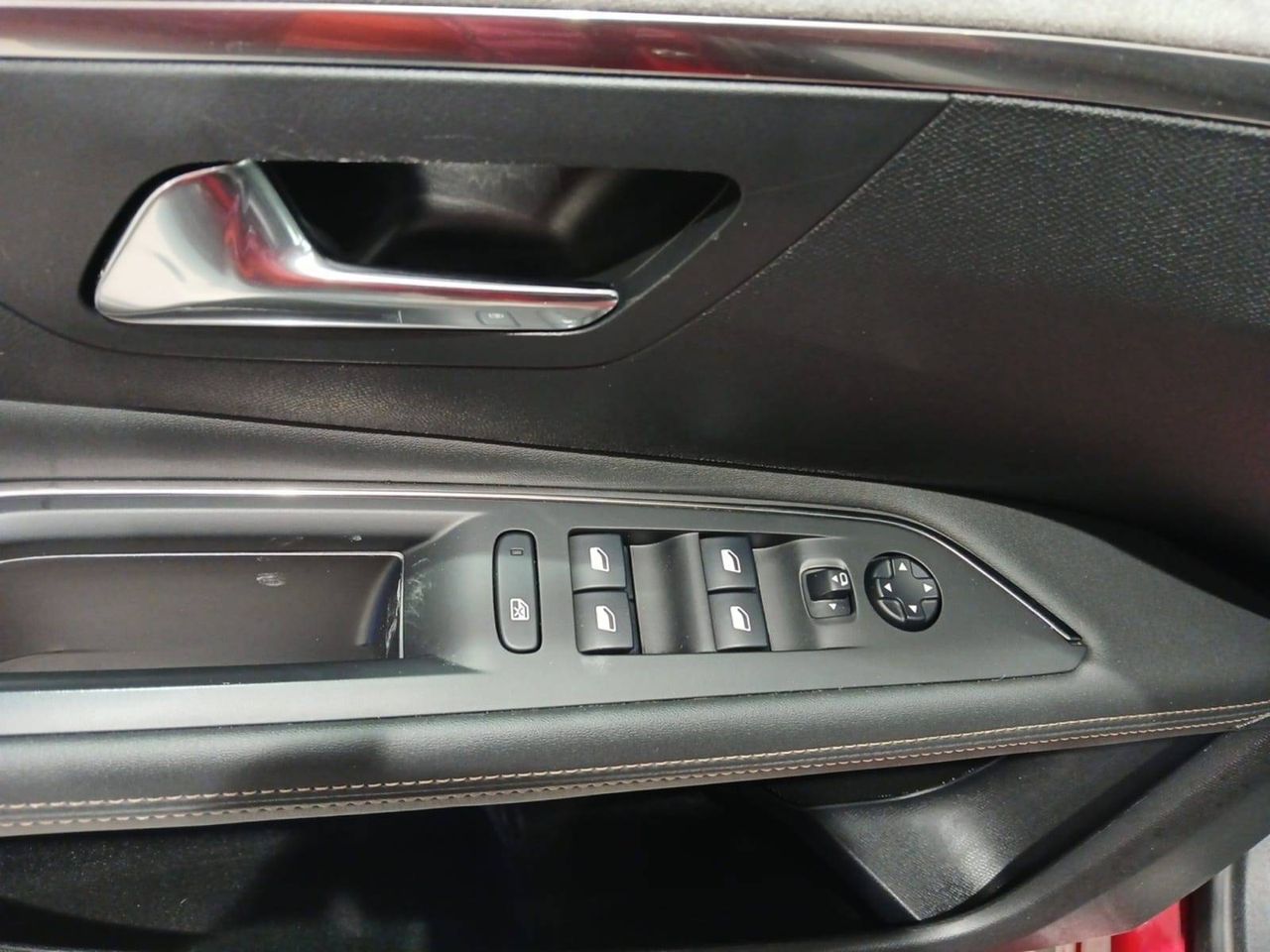 Peugeot 3008 2.0 BlueHDi 133kW (180CV) S&S  EAT8 GT - foto 29