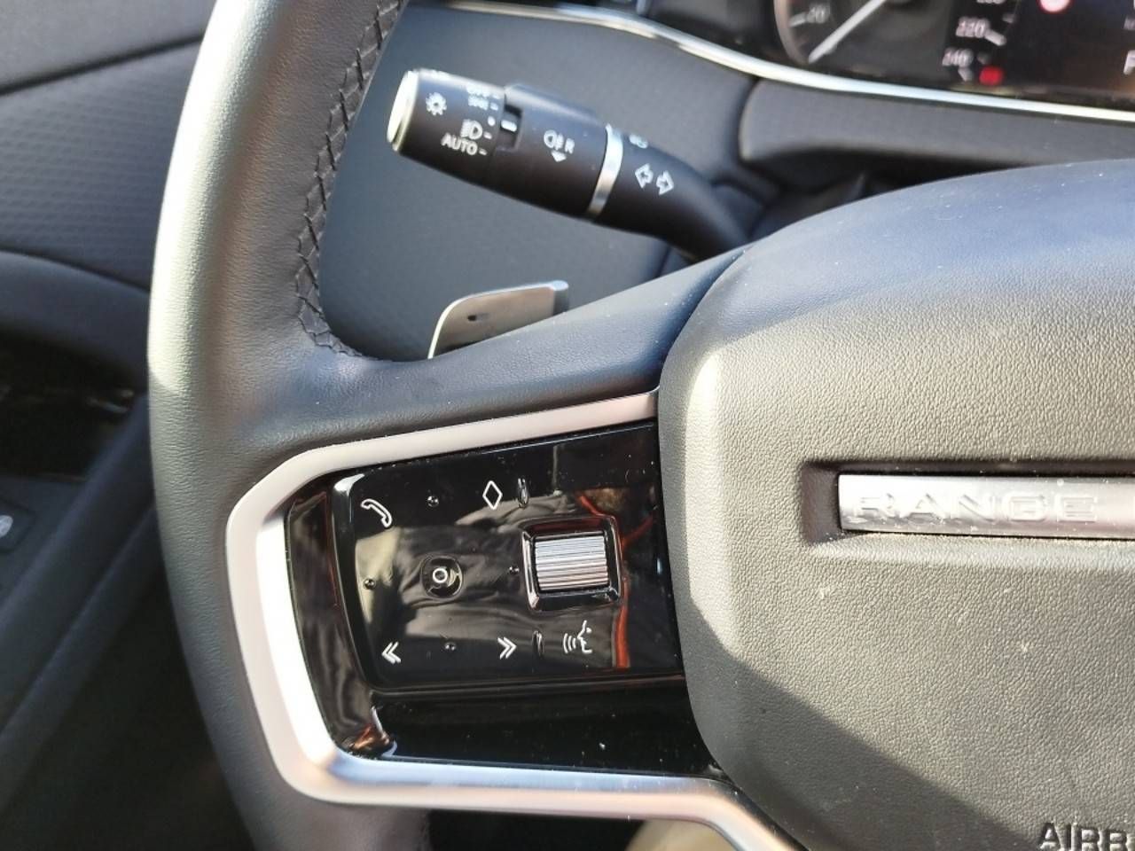 Land-Rover Range Rover Evoque 2.0 D163  AUTO 4WD MHEV R-Dyna - foto 28