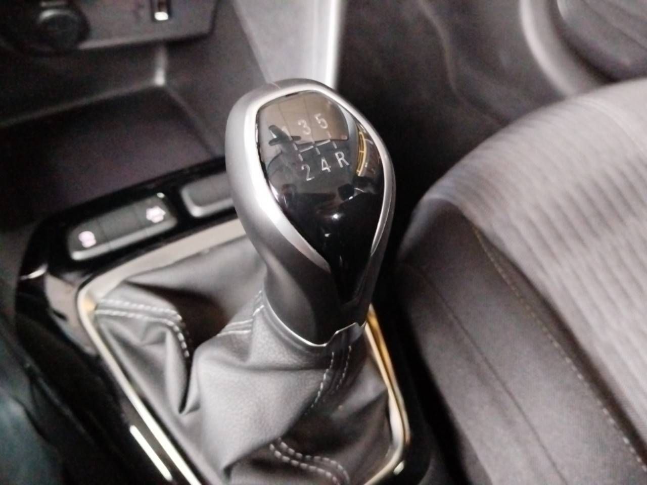 Opel Corsa 1.2 XEL 55kW (75CV) Edition - foto 14