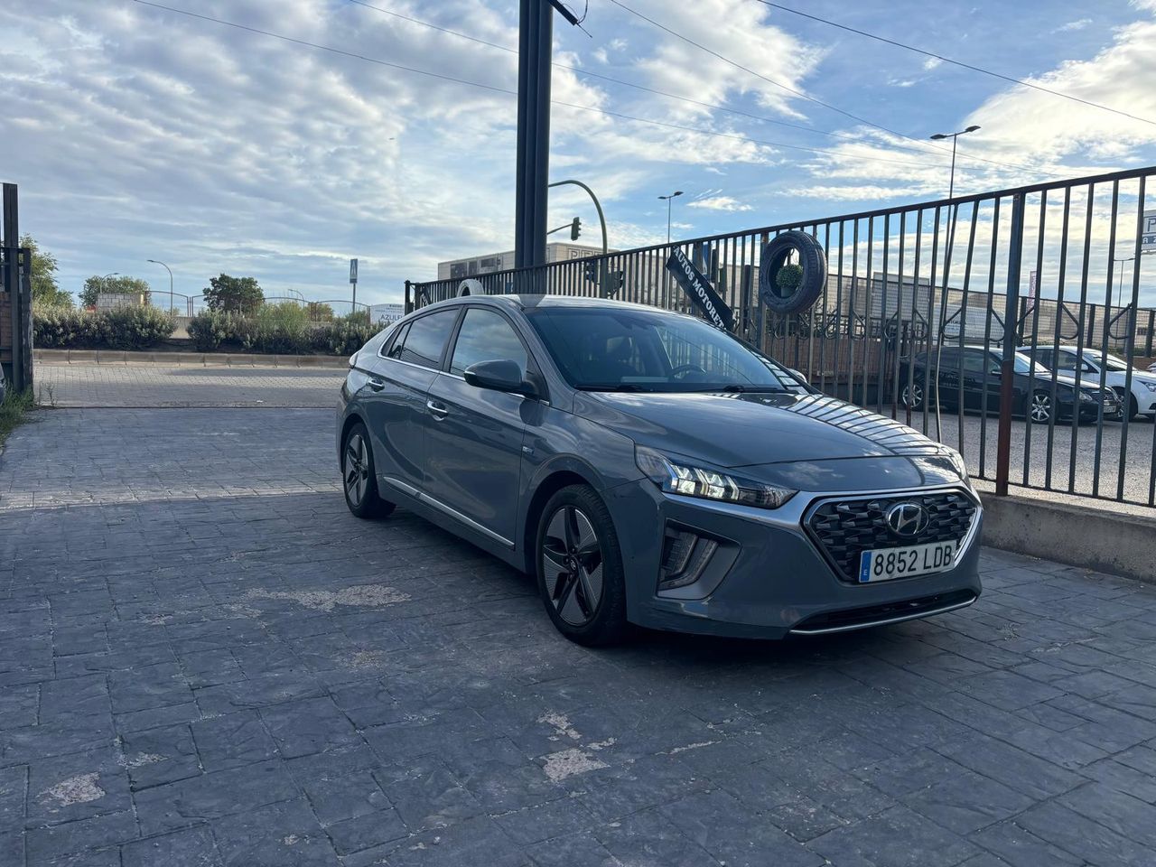 Foto hyundai ioniq hev 2019 /