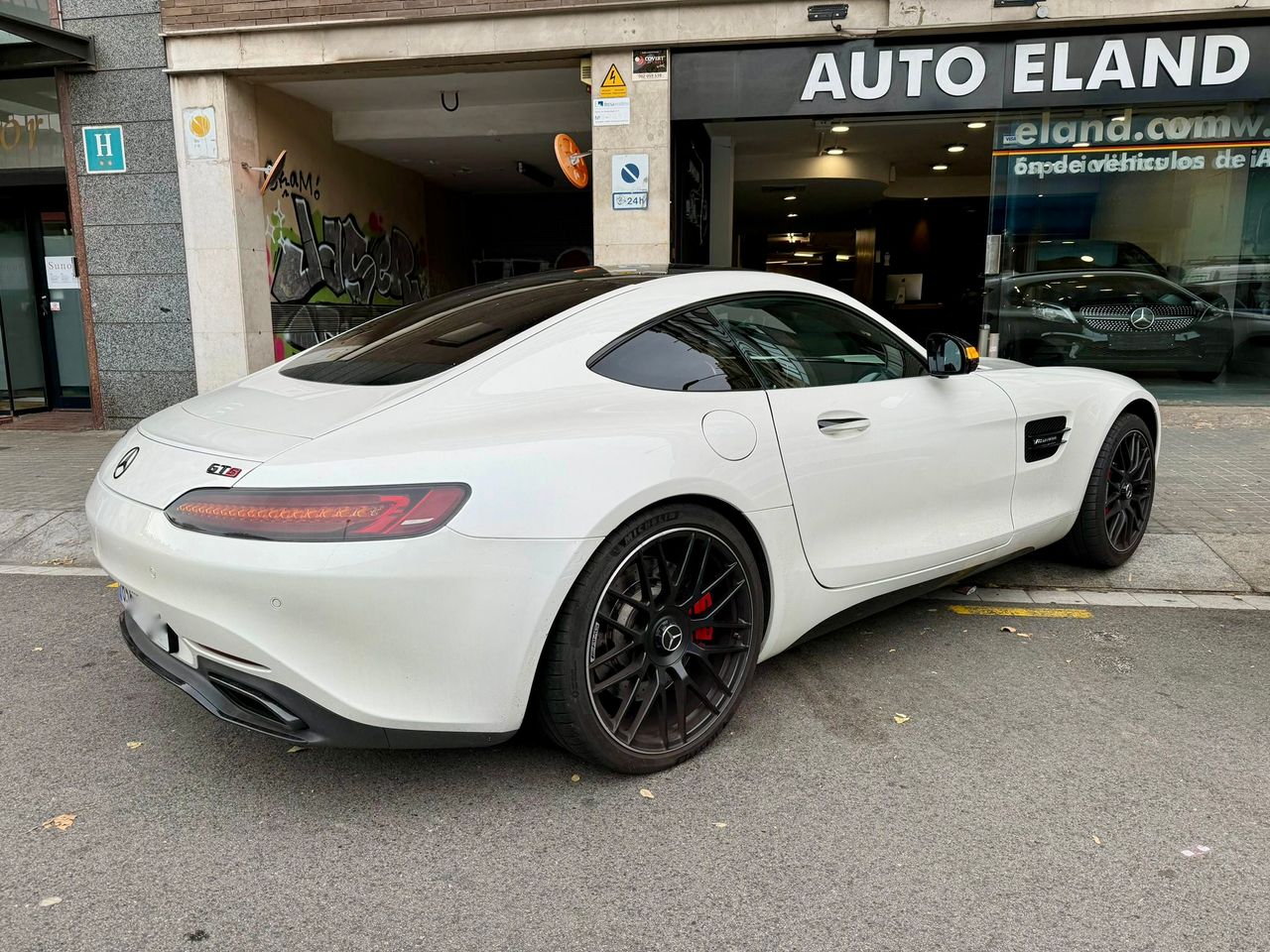 Mudanzas con disponibilidad inmediata  de segunda mano - mercedes amg-gt  2015 /