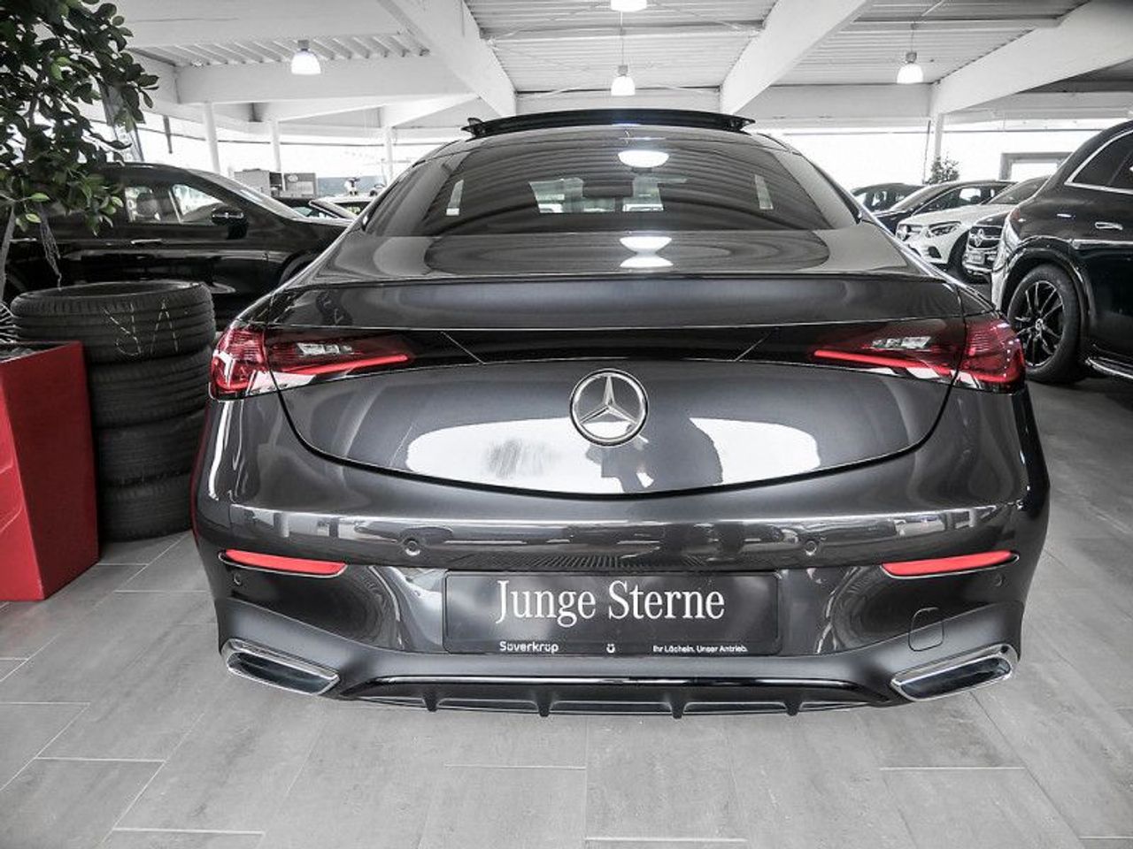 mercedes clase cle 2023 / foto grande (3)