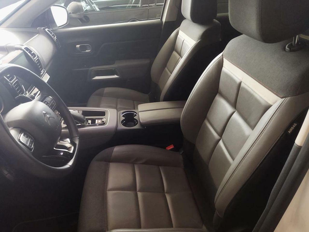 Citroën C5 Aircross 1.5 BLUEHDI 130 SHINE 5P - foto 5