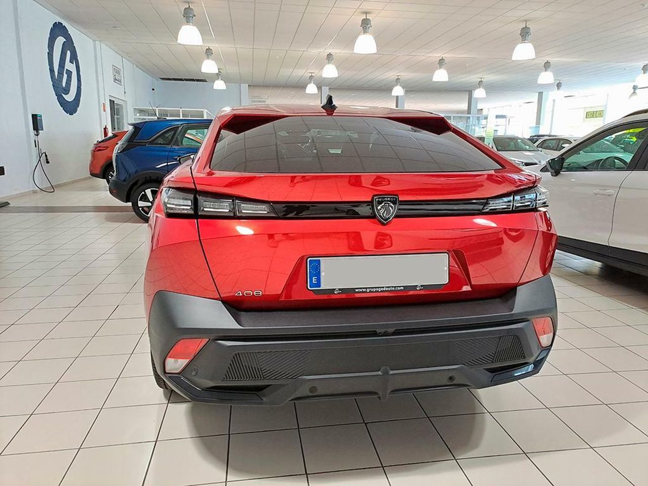 peugeot 408 2023 / foto grande (3)