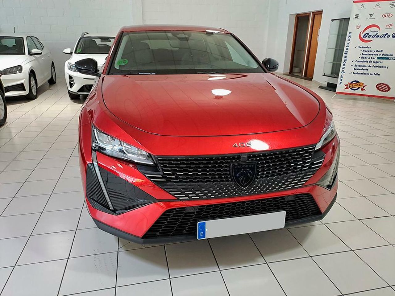 peugeot 408 2023 / foto grande (2)