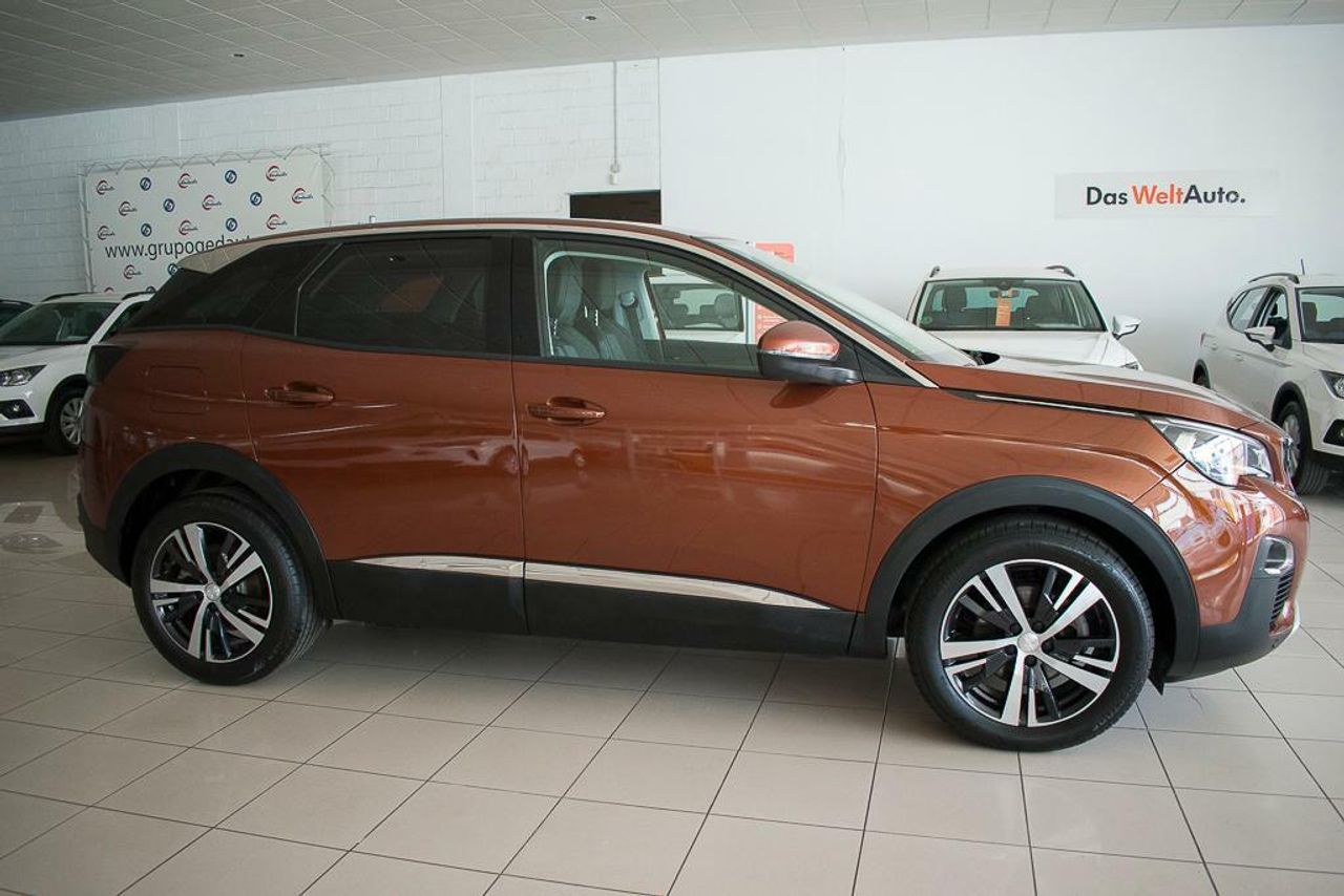 peugeot 3008 2018 / foto grande (2)
