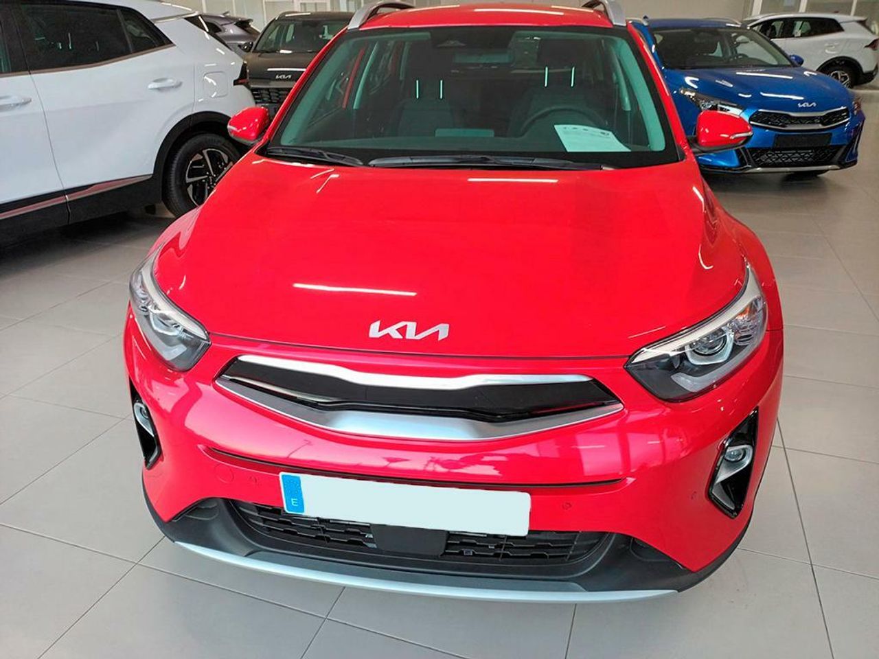 kia stonic 2025 / foto grande (2)