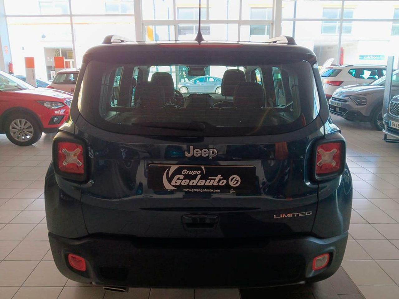 jeep renegade 2022 / foto grande (3)