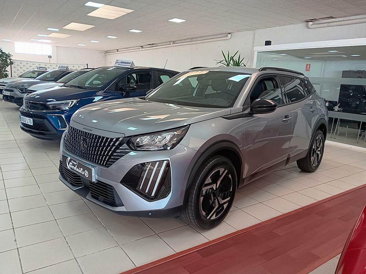 Foto peugeot 2008 2025 /