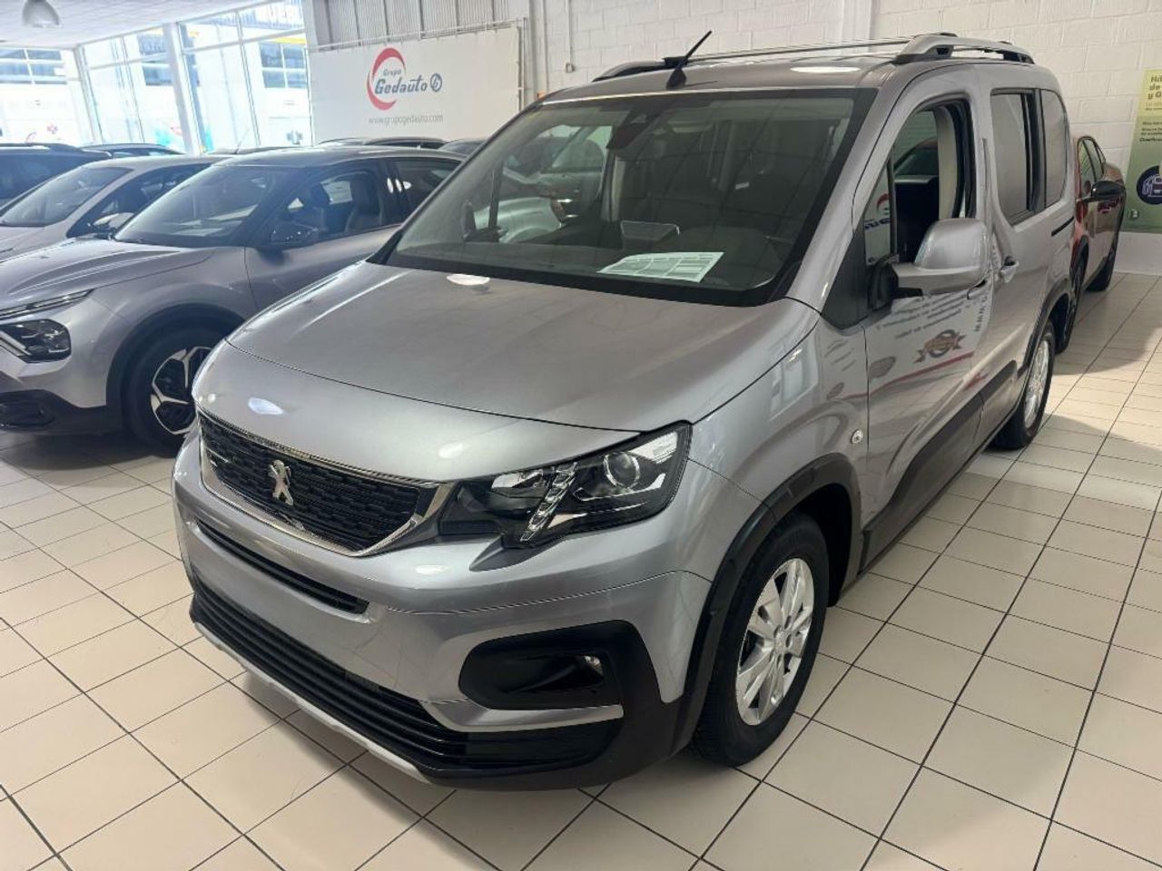 peugeot rifter 2020 / foto grande (3)