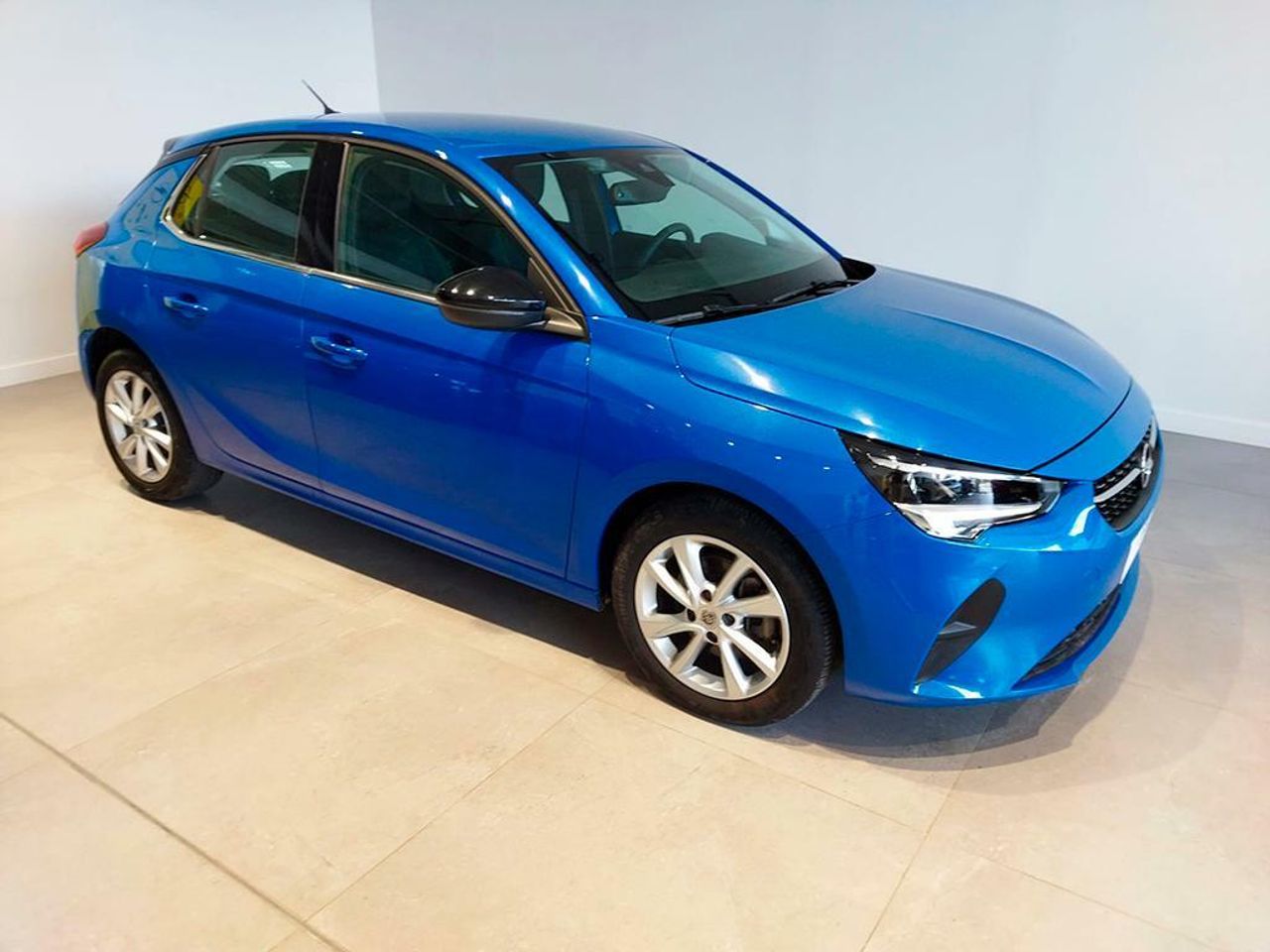 Foto opel corsa 2023 /
