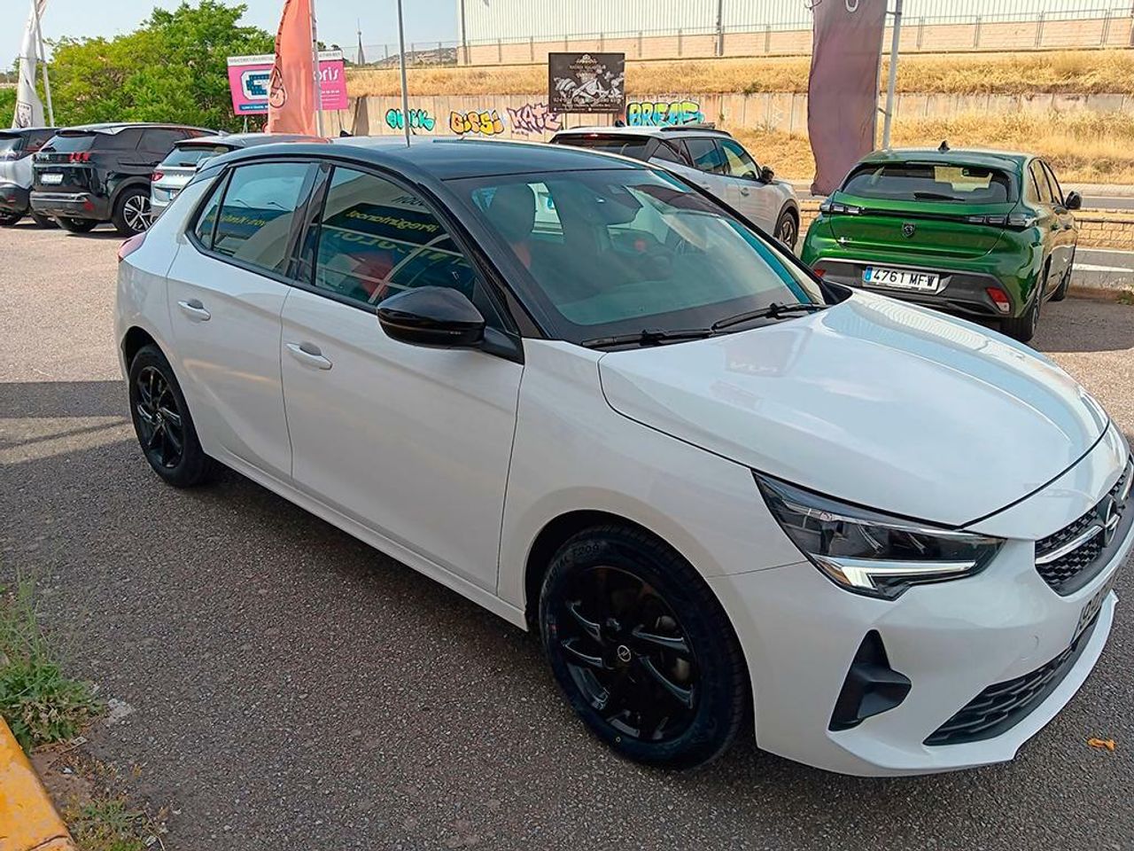 Foto opel corsa 2023 /
