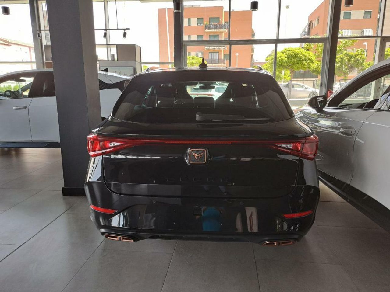 cupra león 2025 / foto grande (2)