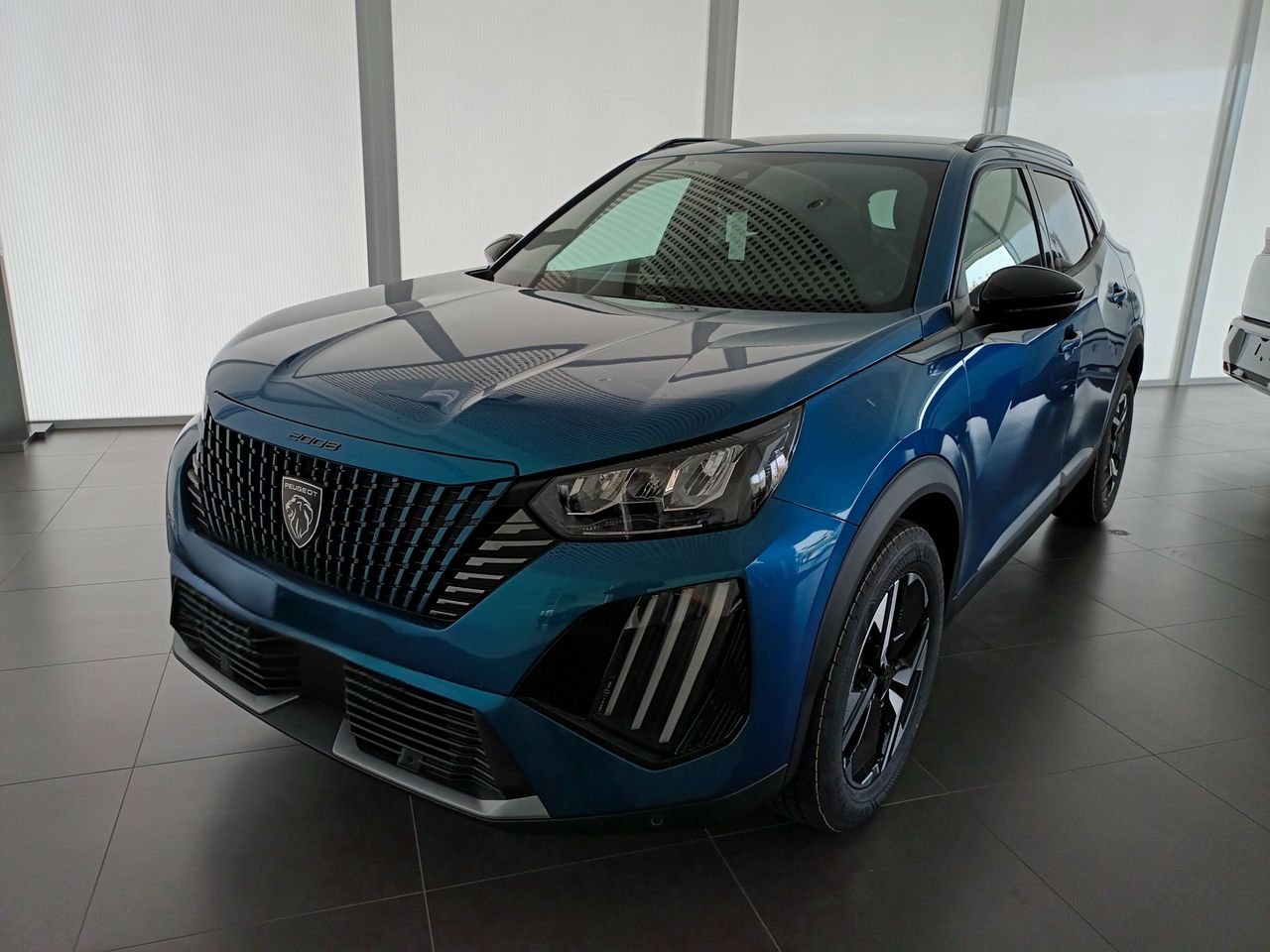 Foto peugeot 2008 2025 /