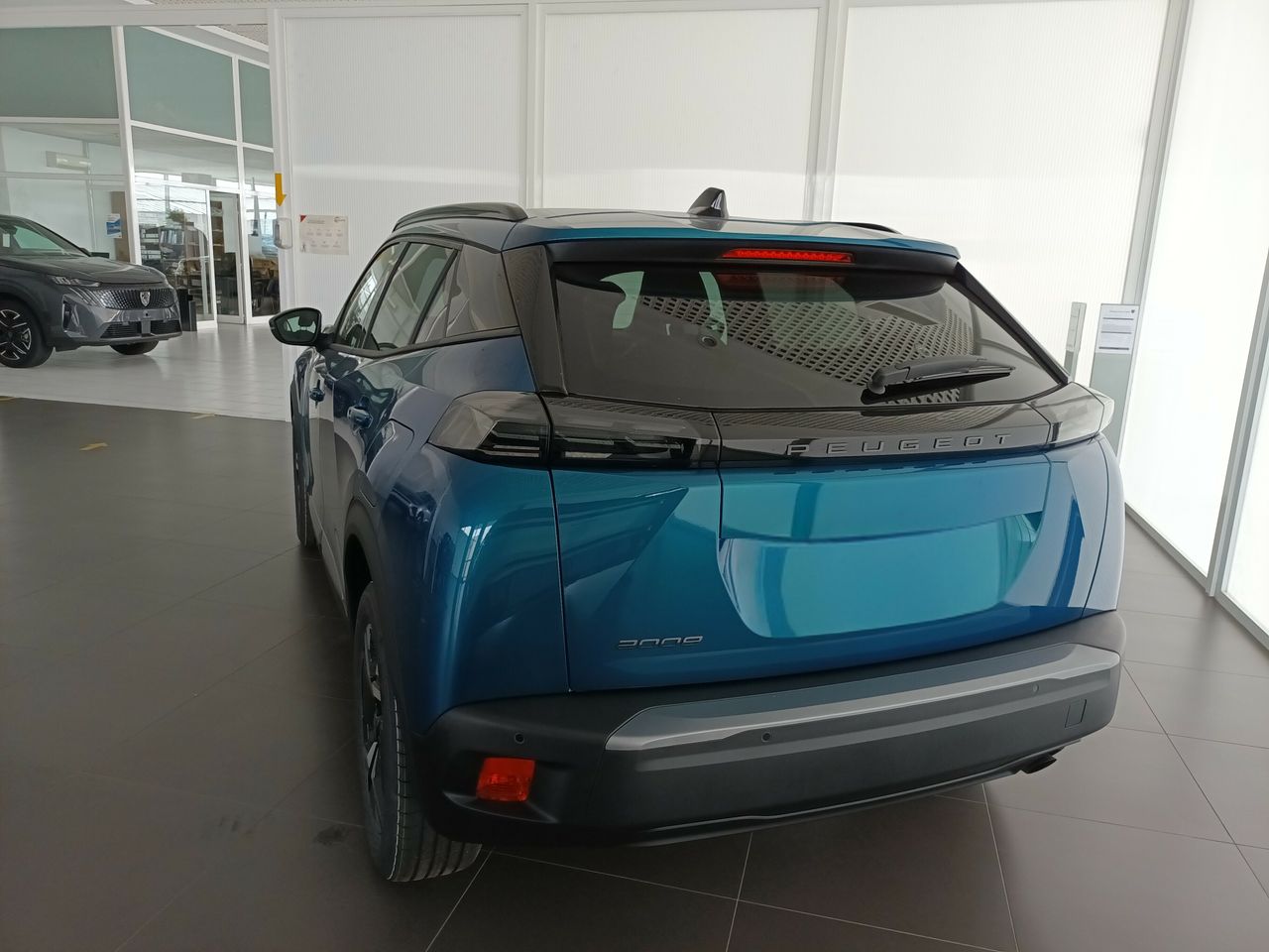 peugeot 2008 2025 / foto grande (3)