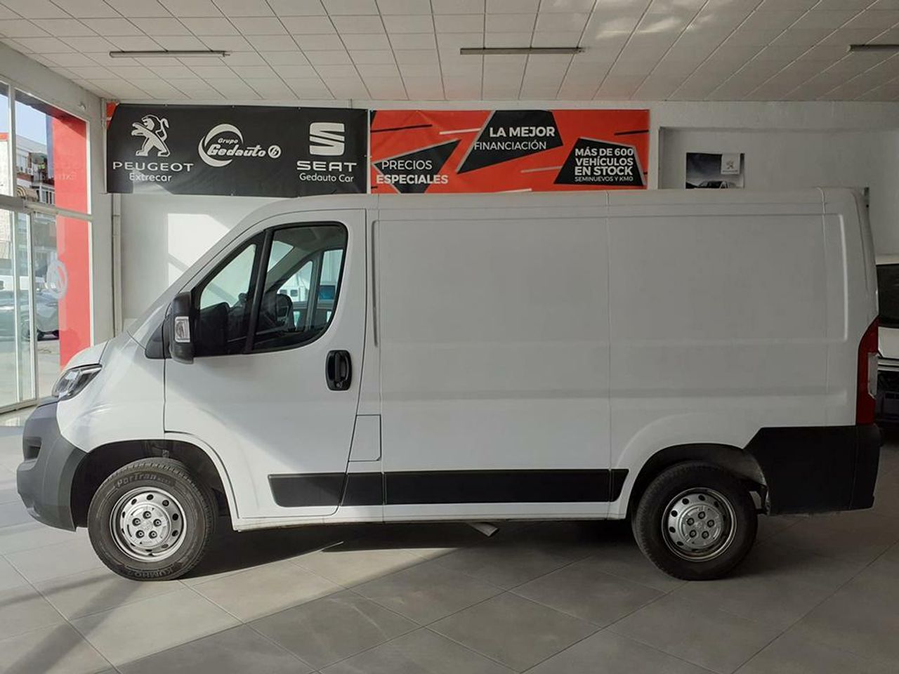 peugeot boxer 2023 / foto grande (3)