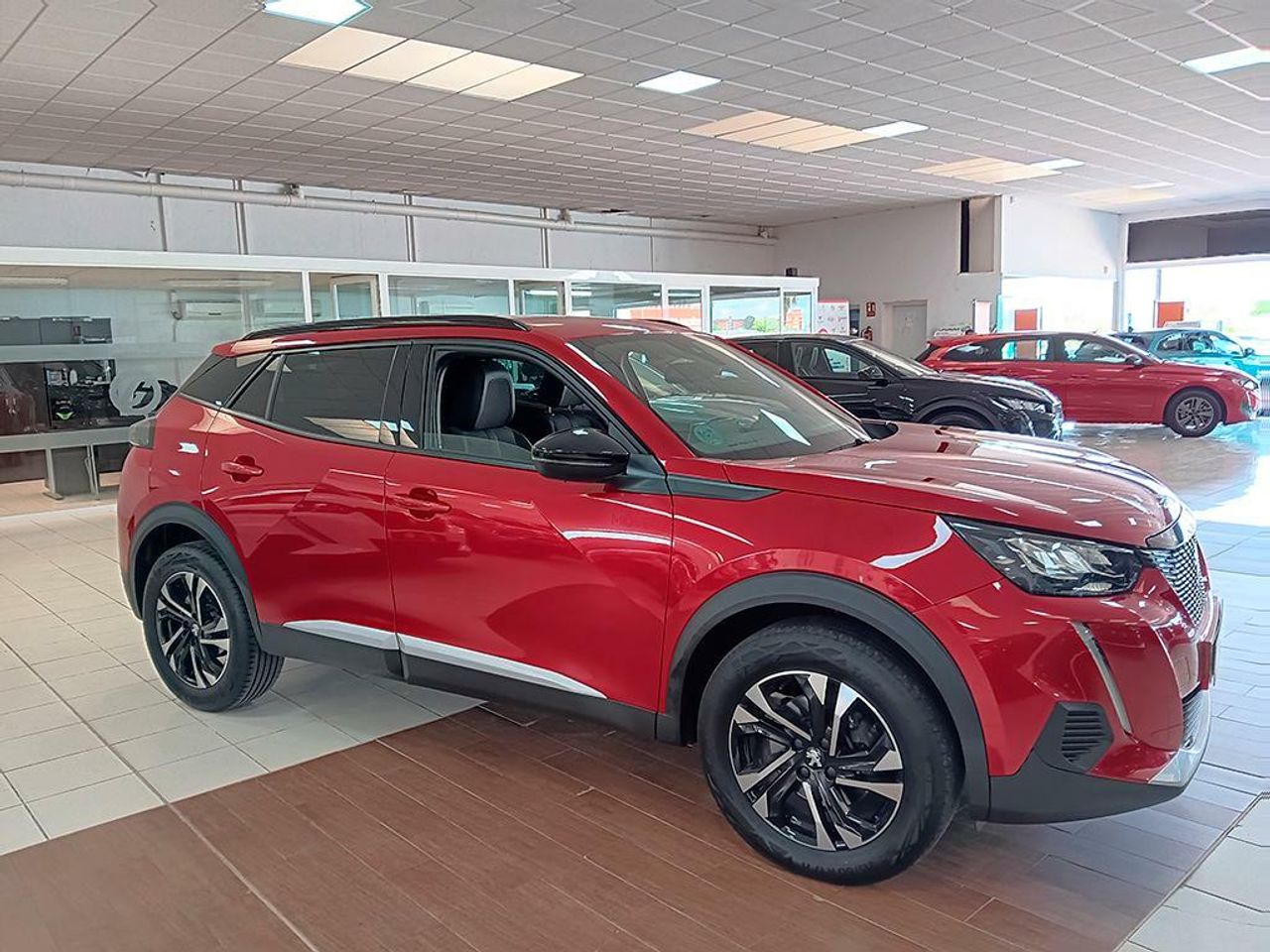 Foto peugeot 2008 2023 /