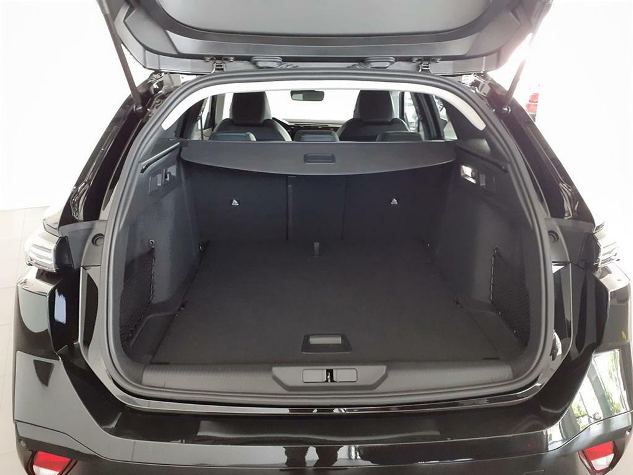 peugeot 308 2023 / foto grande (3)