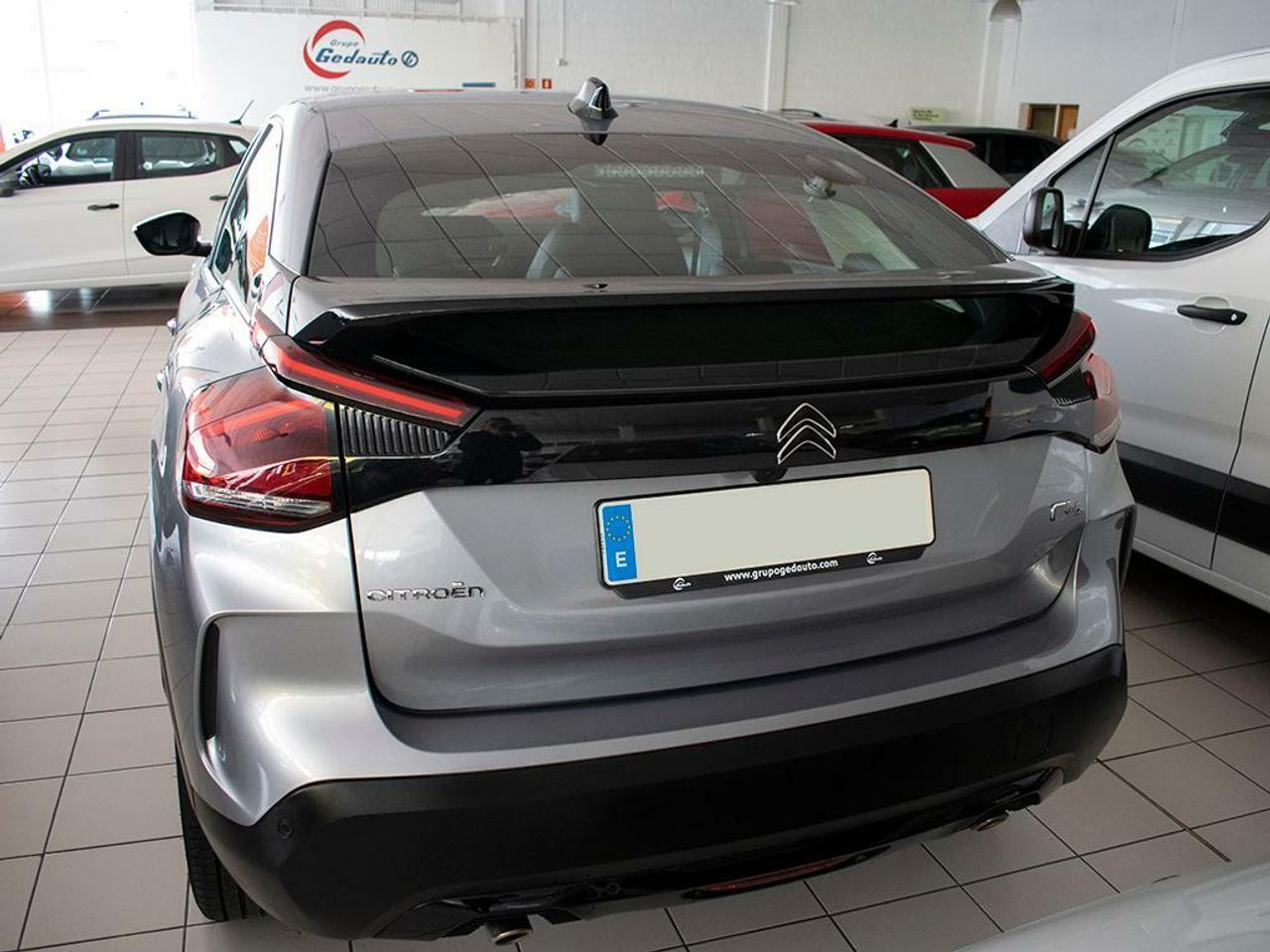 citroën c4 2023 / foto grande (3)